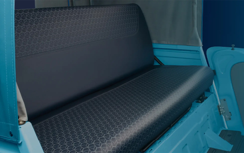 Wide & Spacious Seating 